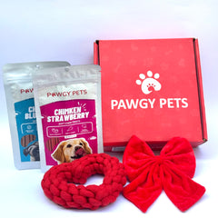 Pawgy Pets Valentine Love hamper for Dog and Cats