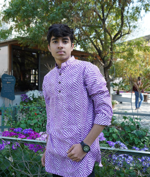 Men’s kurta (Lehriya Purple)