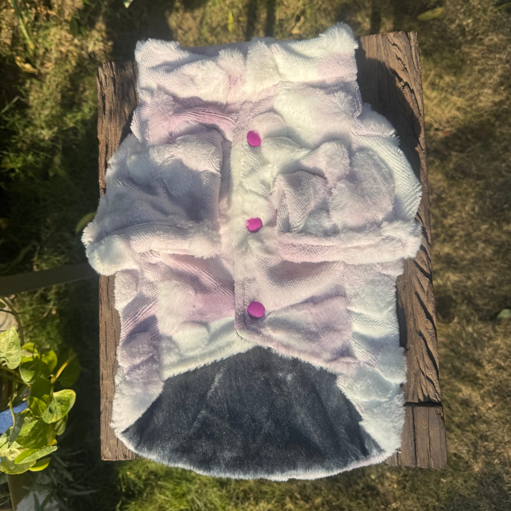 Pawgy Pets Fur Jacket: Paw Embossed for Cats